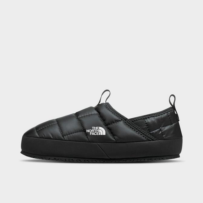 Black north face deals slippers