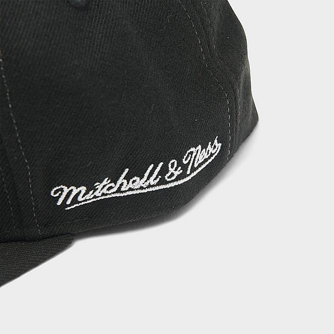 Back view of Mitchell & Ness Chicago Bulls NBA '96 Champions Wave Snapback Hat in Black Click to zoom