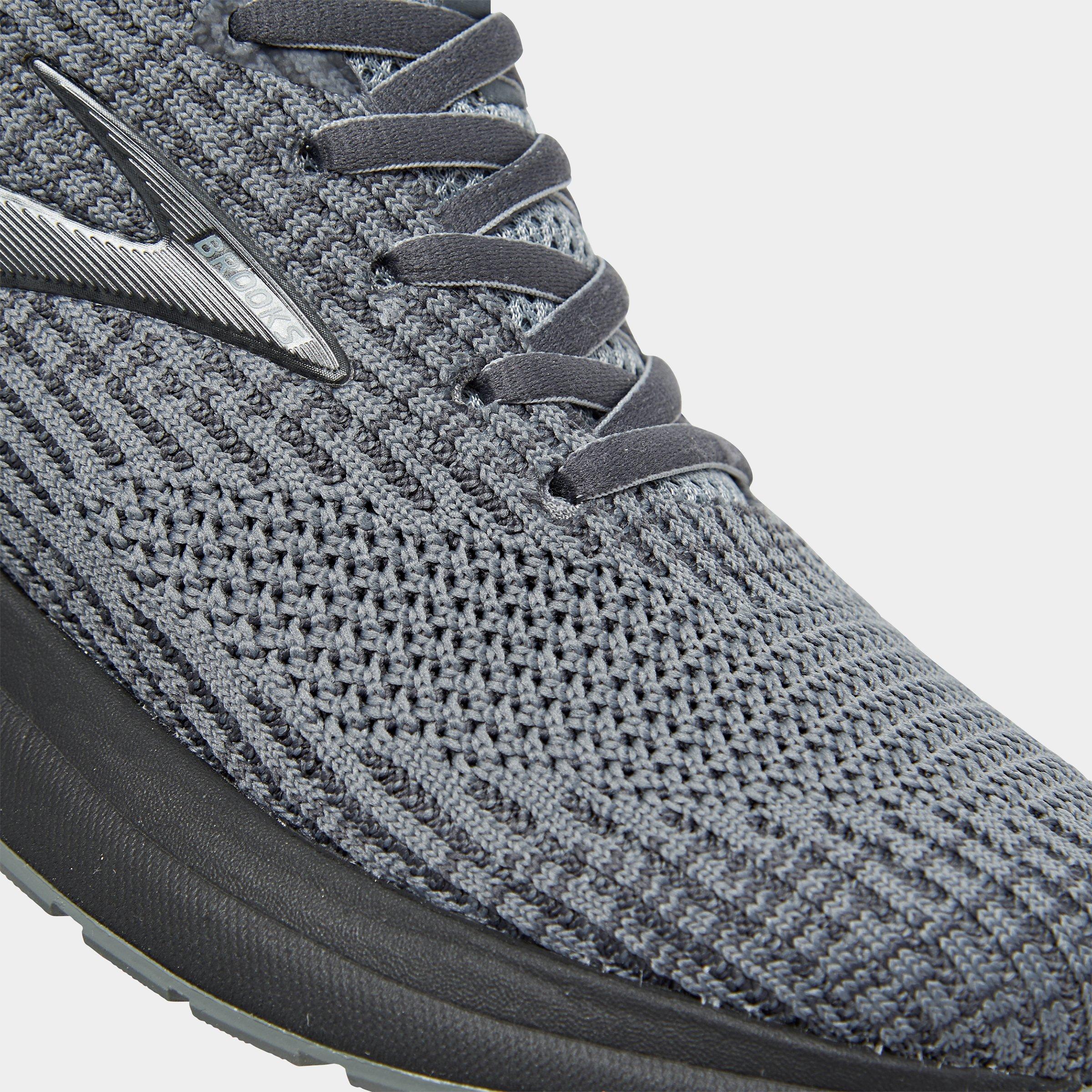 brooks revel men's running shoes