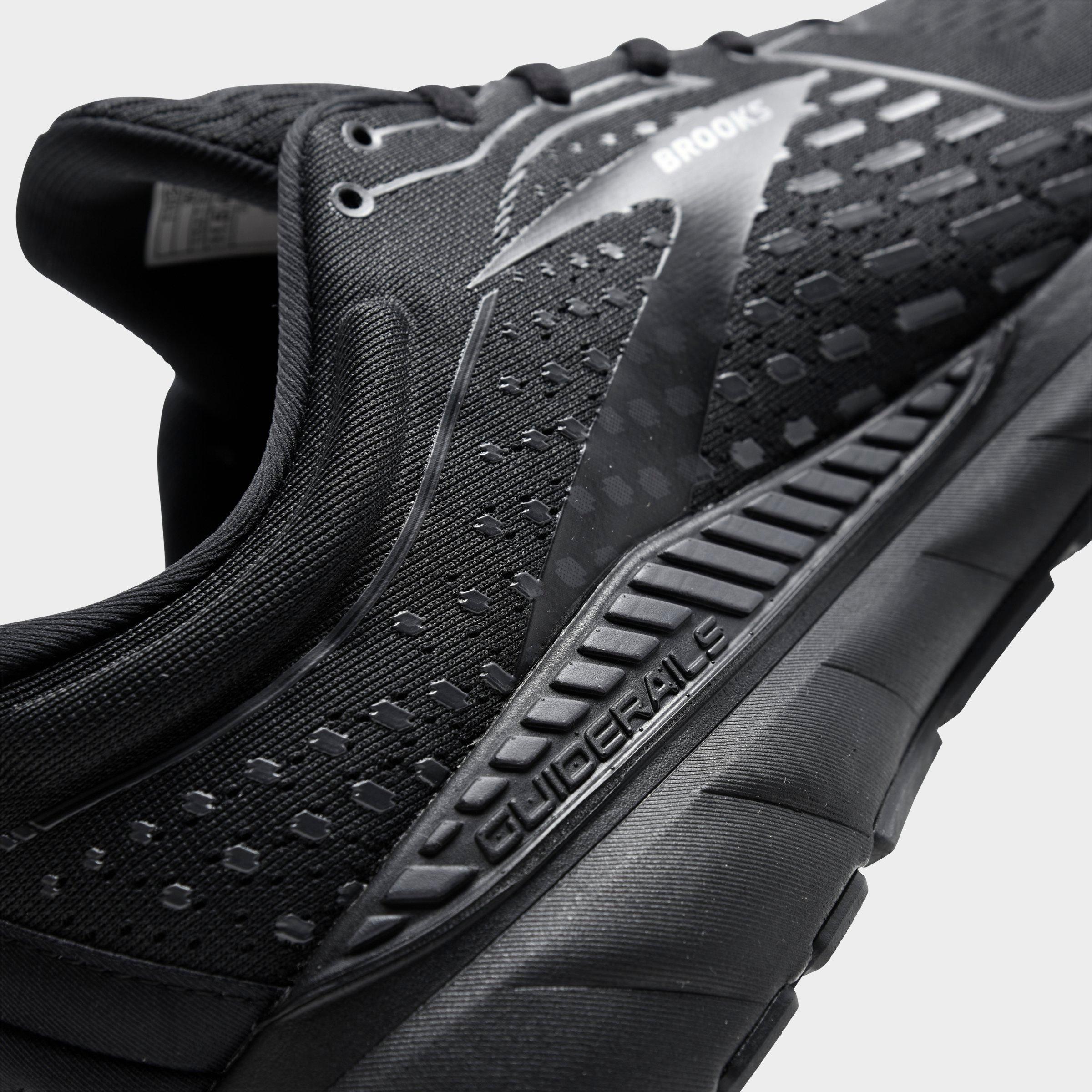 brooks shoes mens wide width