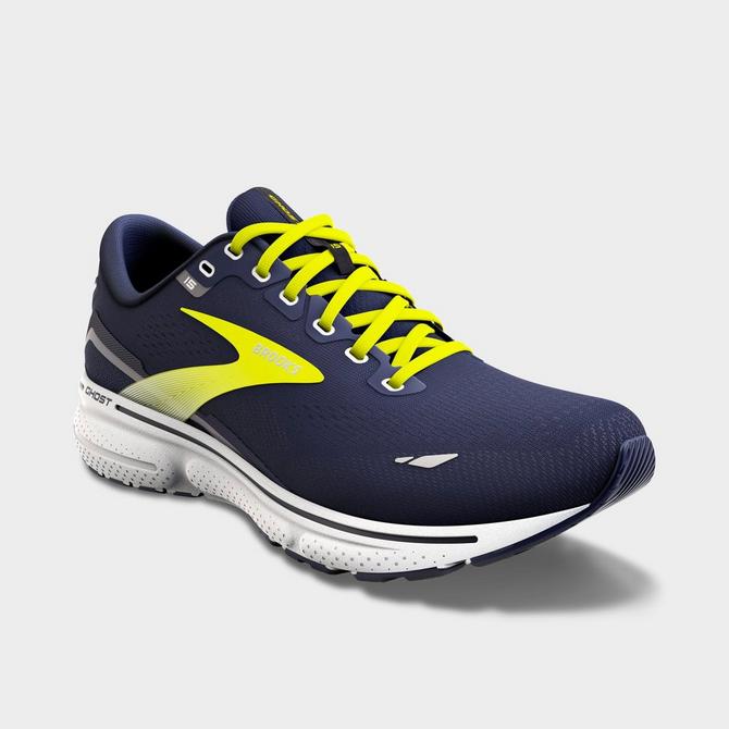 Brooks wide clearance running shoes