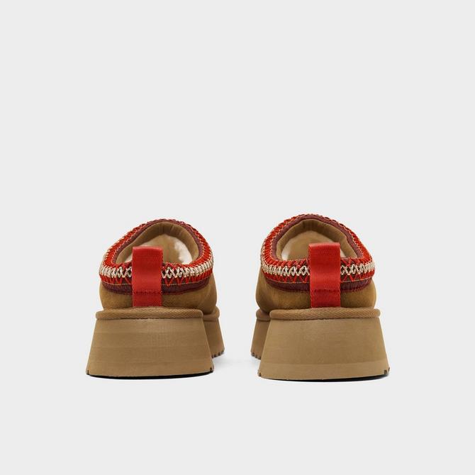 Left view of Women's UGG Tazz Clog Shoes in Chestnut Click to zoom