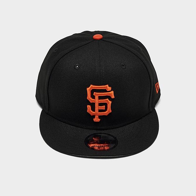 Three Quarter view of New Era San Francisco Giants MLB Basic 9FIFTY Snapback Hat in Black Click to zoom
