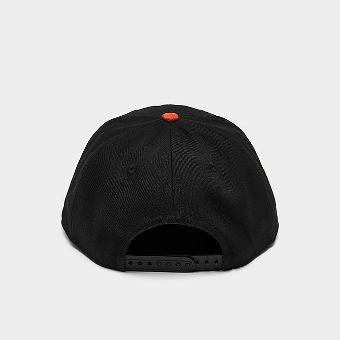 Front view of New Era San Francisco Giants MLB Basic 9FIFTY Snapback Hat in Black Click to zoom