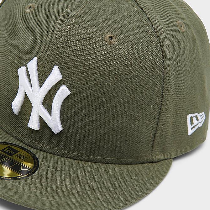Back view of New Era New York Yankees MLB Basic 59FIFTY Fitted Hat in Olive/White Click to zoom