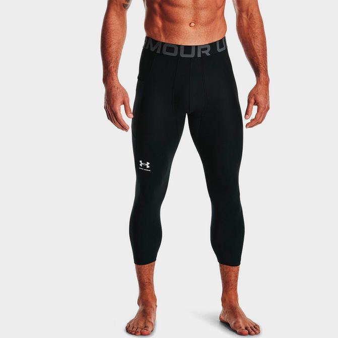 [angle] view of Men's Under Armour HeatGear Three-Quarter Training Leggings in Black/White Click to zoom