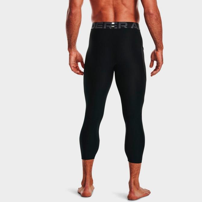 [angle] view of Men's Under Armour HeatGear Three-Quarter Training Leggings in Black/White Click to zoom