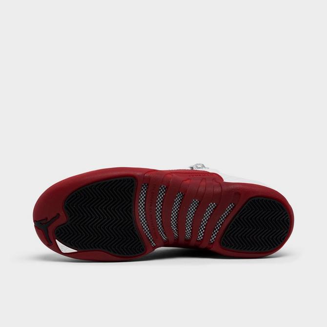 Gym red 12s store finish line