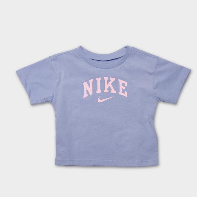 Infant nike sale shorts and shirt