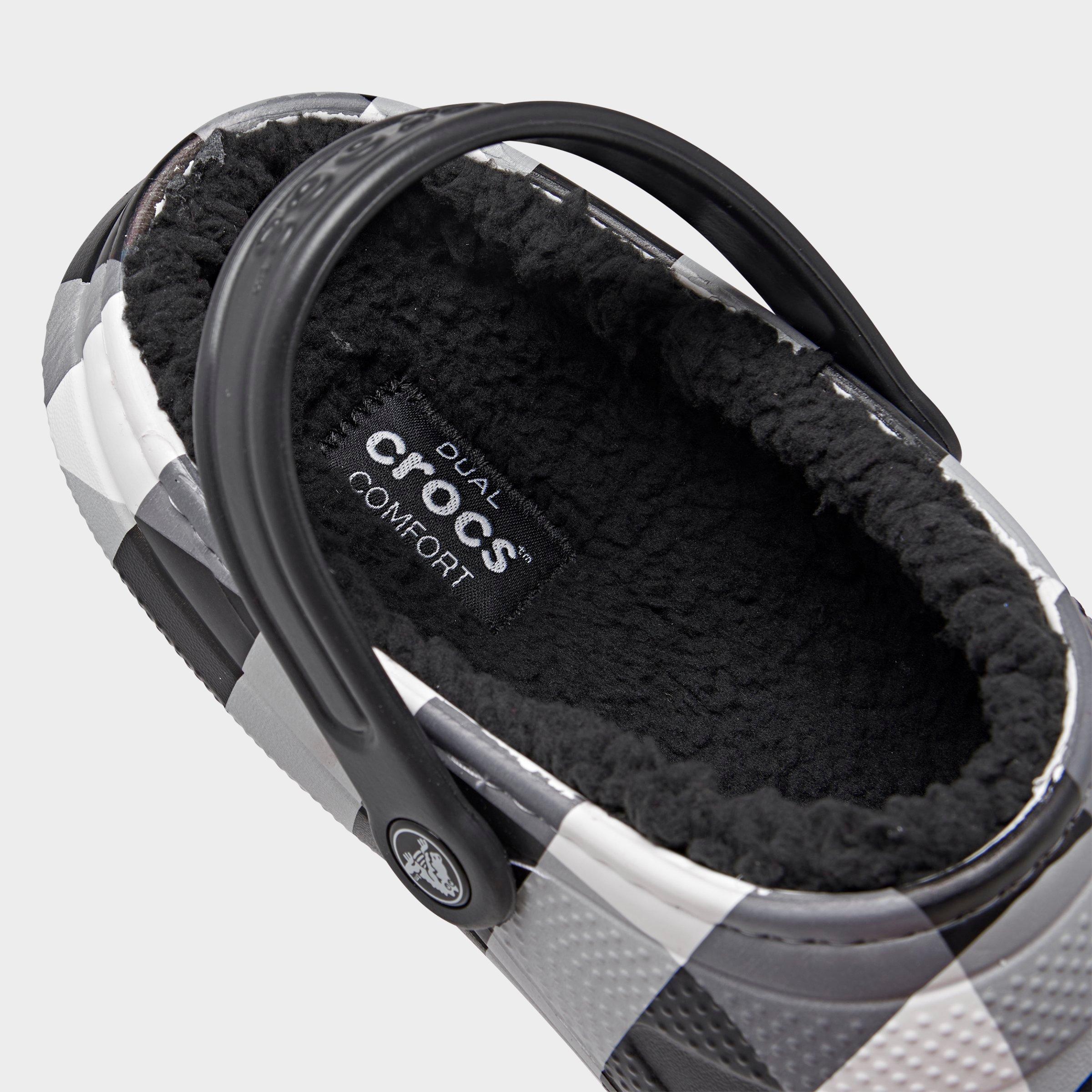 classic lined crocs black