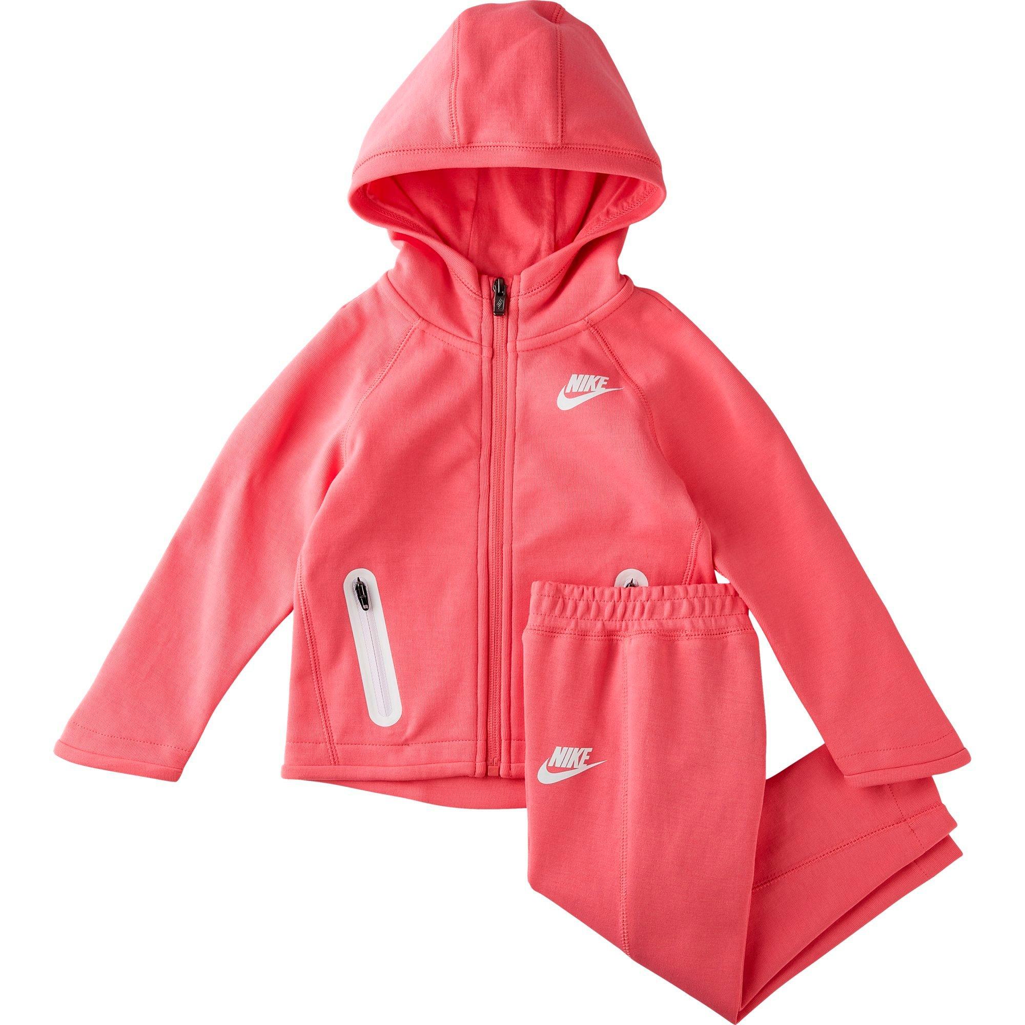 women's nike hoodie and pants set