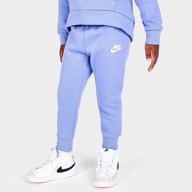 Front view of Girls' Toddler Nike Sportswear Club Fleece Hoodie and Jogger Pants Set in Light Thistle Click to zoom