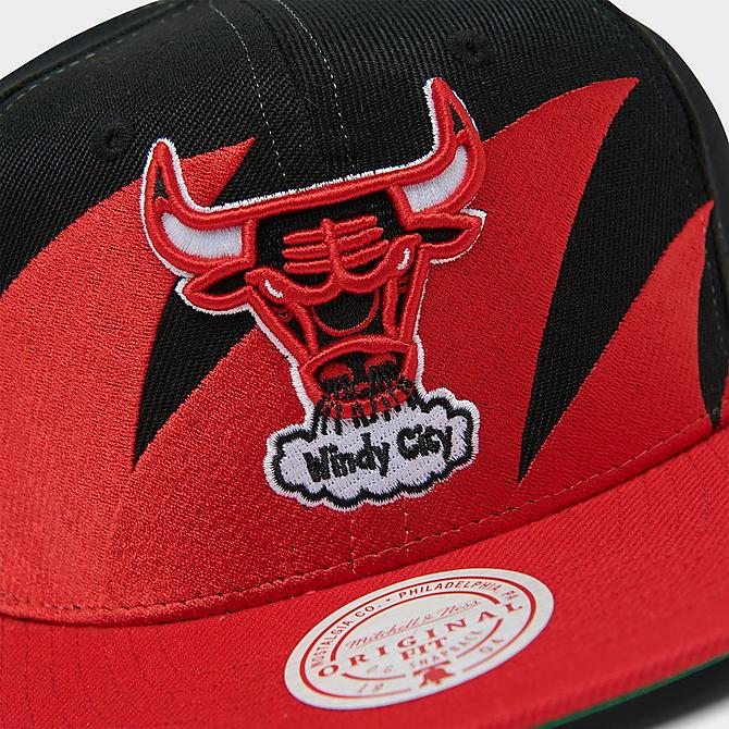 Left view of Mitchell & Ness Chicago Bulls NBA Hardwood Classics Snapback Hat in Black Click to zoom