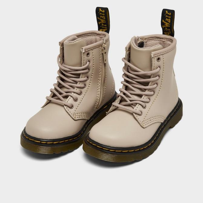 Dr martens discount 1460 pascal beige