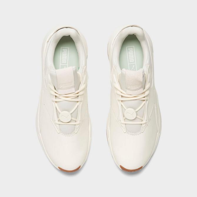 Women's puma hot sale finish line