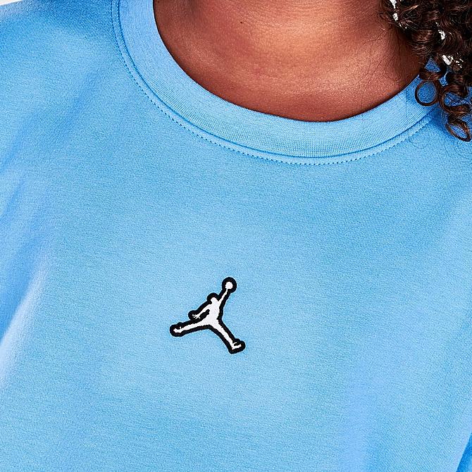 On Model 6 view of Girls' Jordan Essentials Crewneck Sweatshirt in Photo Blue Click to zoom