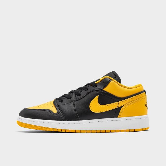 Big Kids' Air Jordan Retro 1 Low Casual Shoes