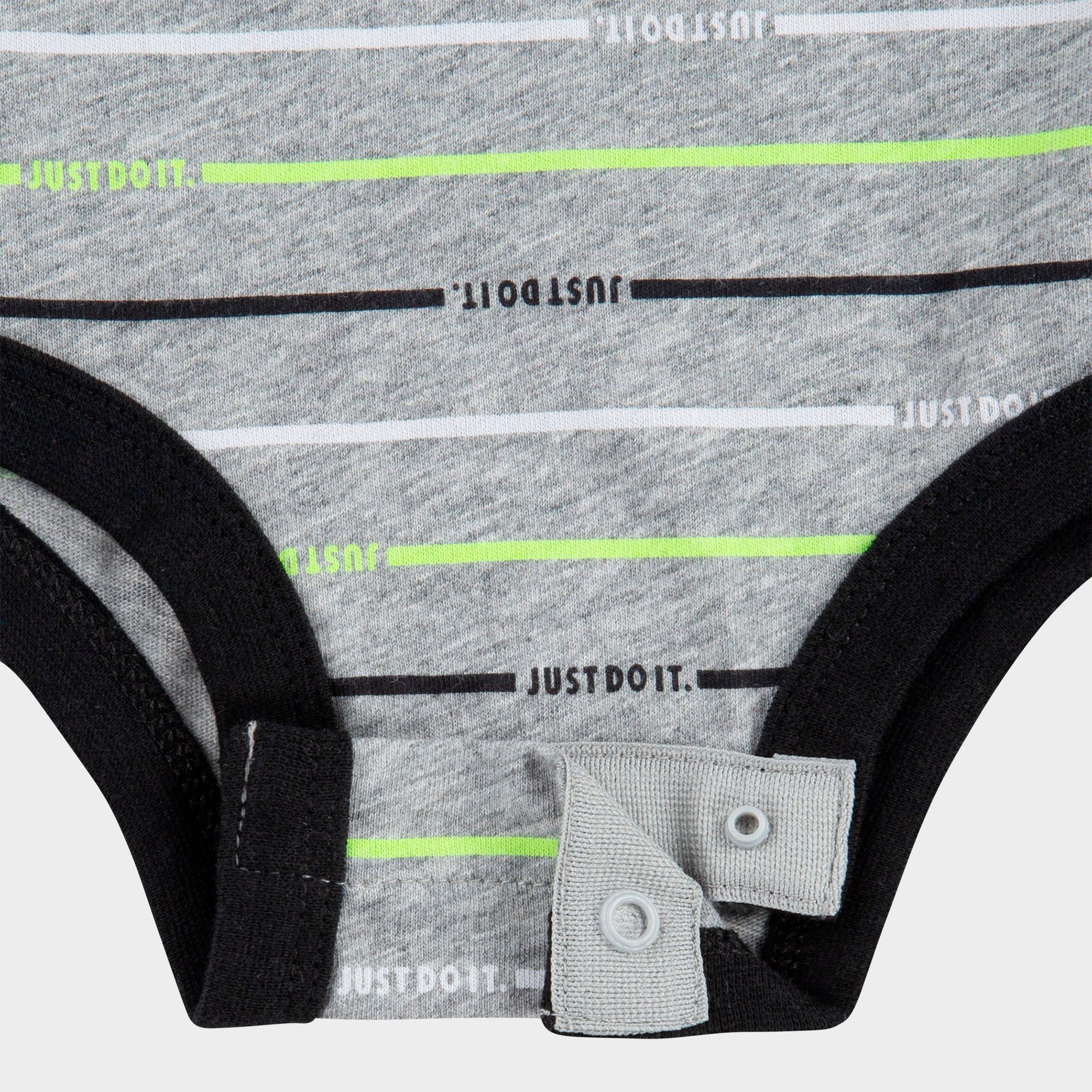 infant nike jogger set