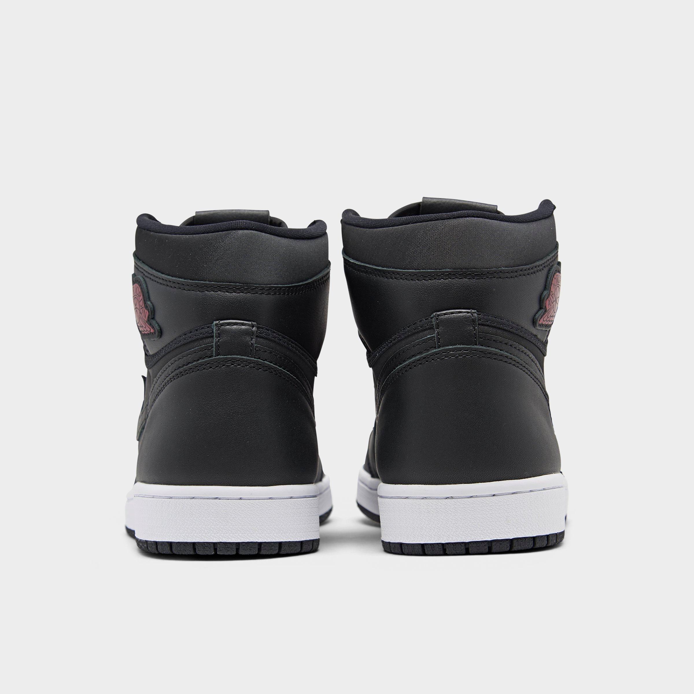 jordan retro 1 all black