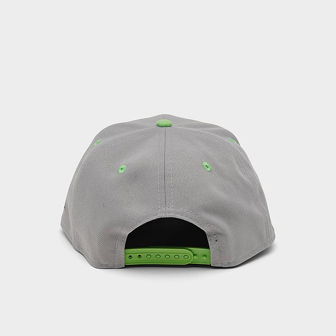 Left view of New Era Chicago Bulls NBA 9FIFTY Snapback Hat in Grey/Green Bean Click to zoom
