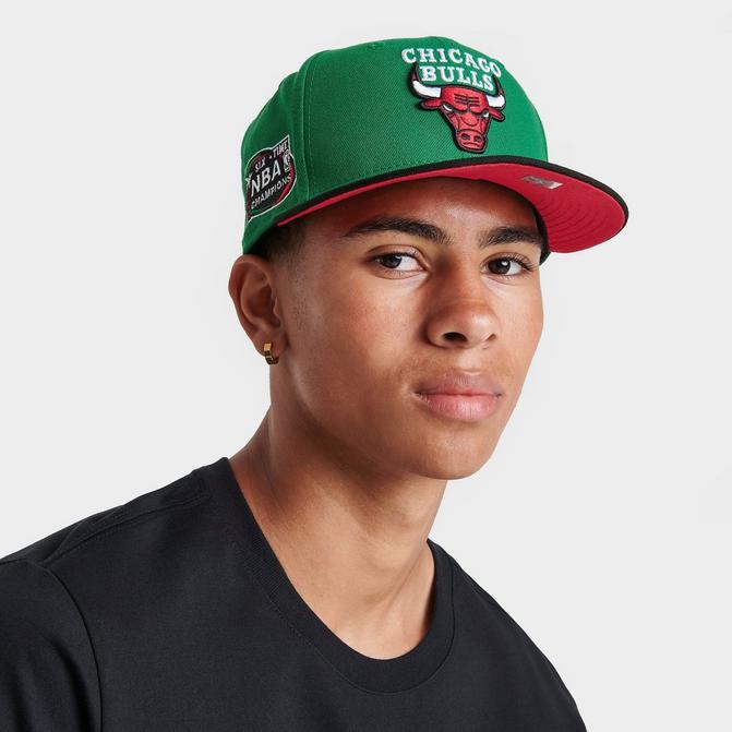 Mitchell & Ness Chicago Bulls XL Logo 2 Tone Snapback Hat Adjustable Cap -  White/Red
