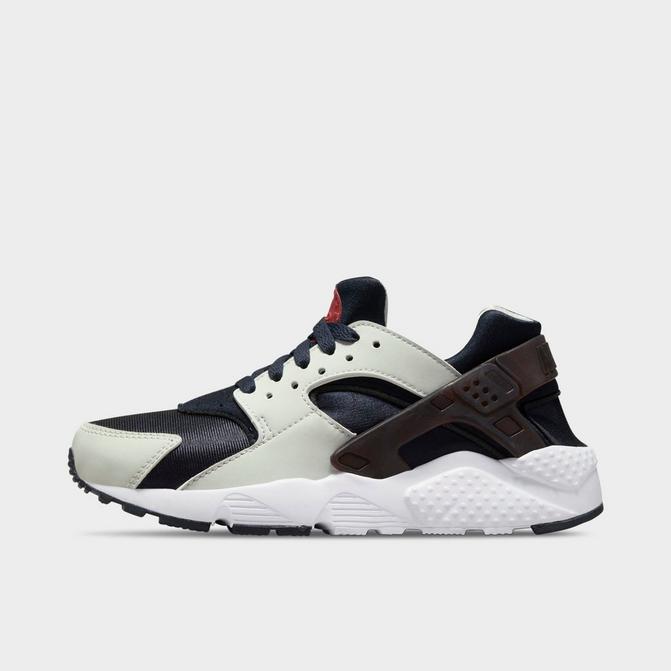 Another Sneak Peak At The Upcoming Nike Air Huarache Utility •