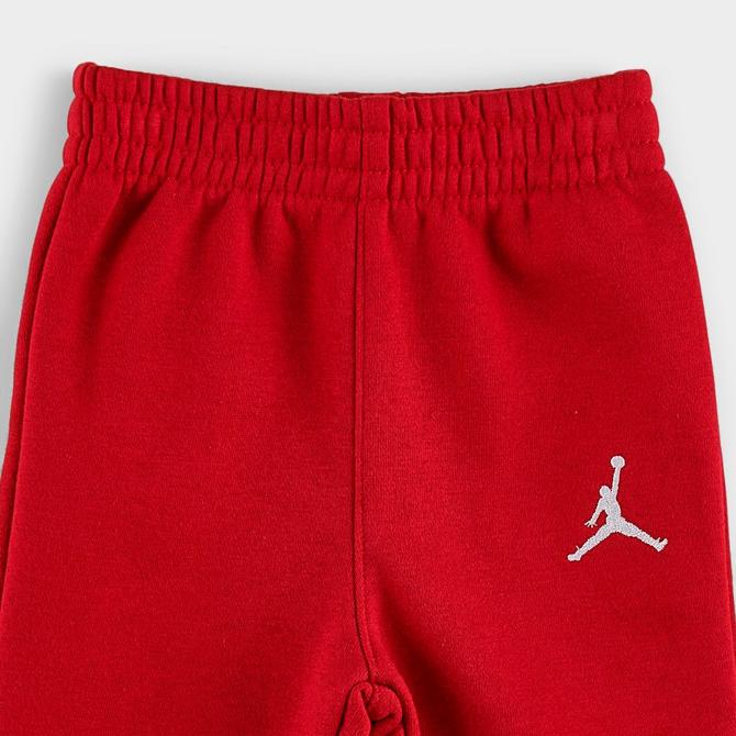 Jordan Essentials Fleece Set (Infant), Carbon Heather, 12 : :  Clothing, Shoes & Accessories