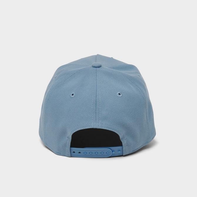 Front view of New Era Chicago Bulls NBA 9FORTY Snapback Hat in University Blue/Black Click to zoom