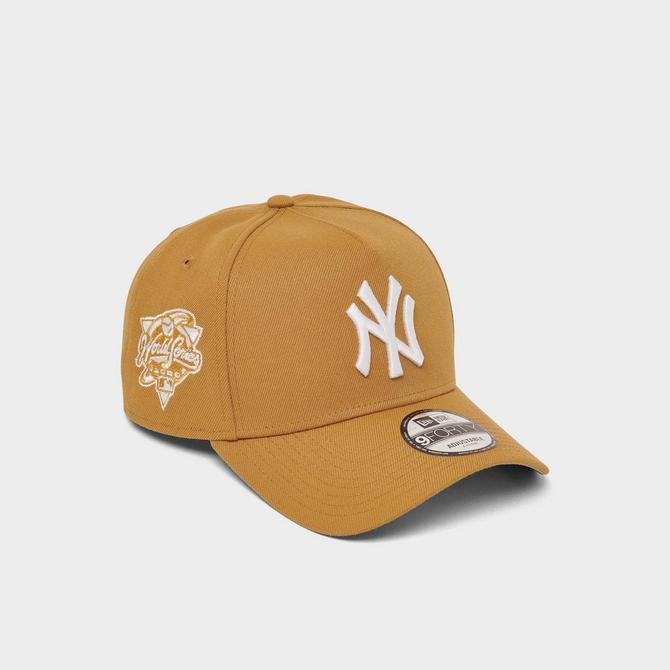 Front view of New Era New York Yankees MLB 9FORTY Snapback Hat in Panama Tan Click to zoom