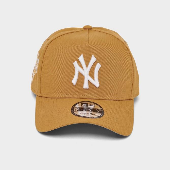 Left view of New Era New York Yankees MLB 9FORTY Snapback Hat in Panama Tan Click to zoom