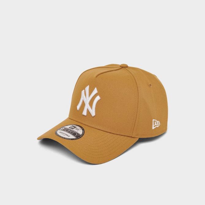 Top view of New Era New York Yankees MLB 9FORTY Snapback Hat in Panama Tan Click to zoom