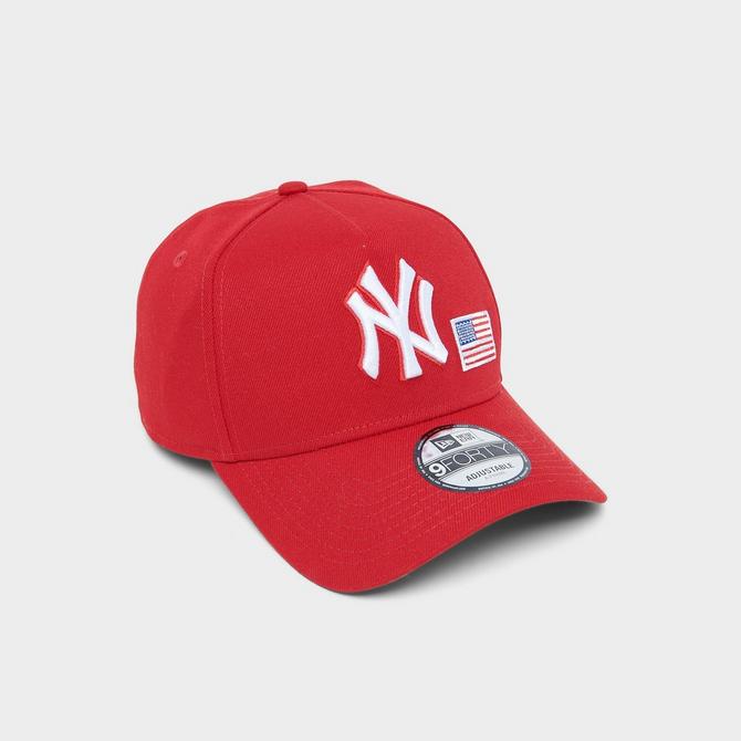 Left view of New Era New York Yankees USA MLB 9FORTY Snapback Hat in Red Click to zoom