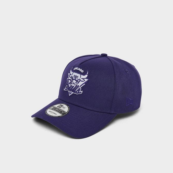 Left view of New Era Chicago Bulls NBA 9FORTY Snapback Hat in Purple Click to zoom