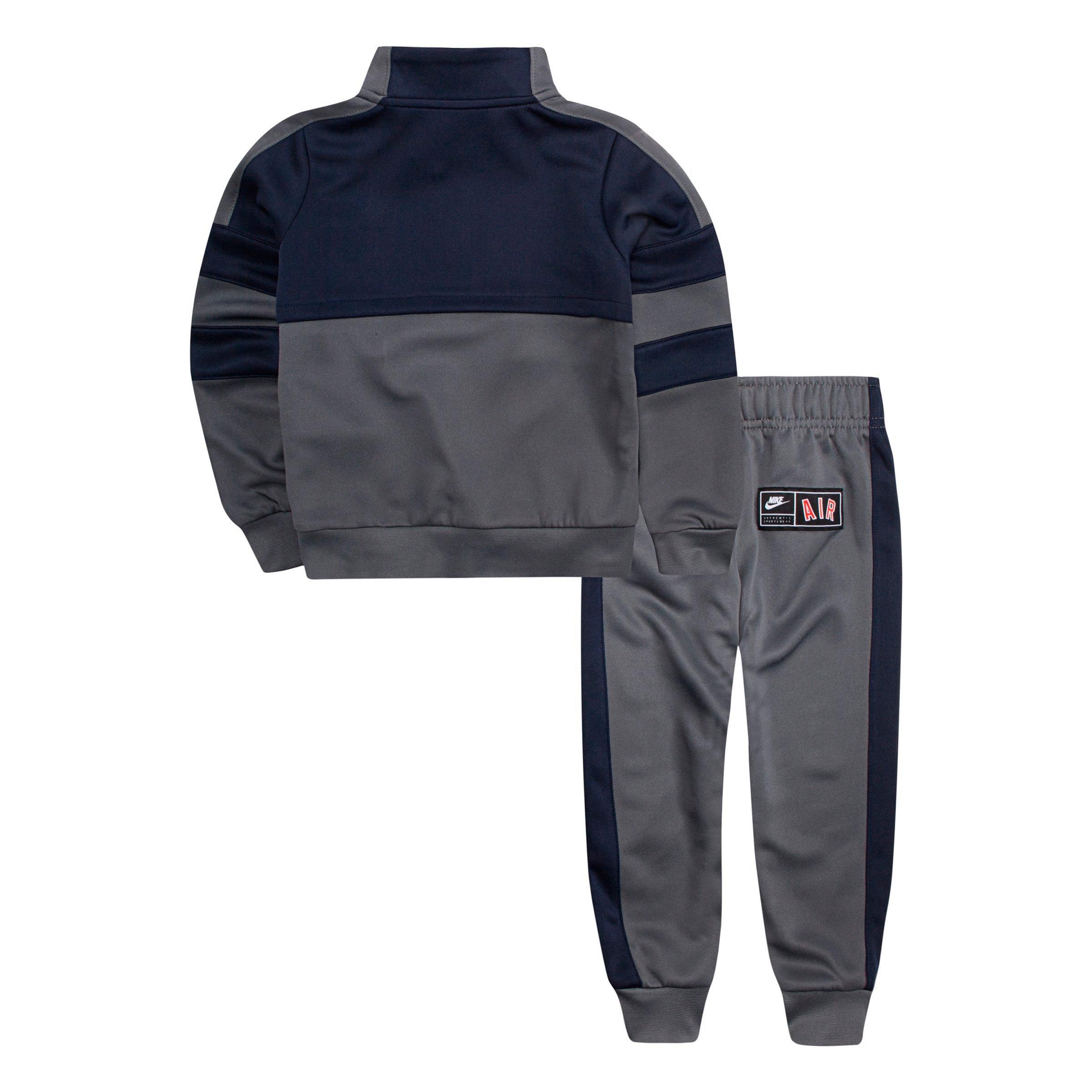 boys nike air joggers