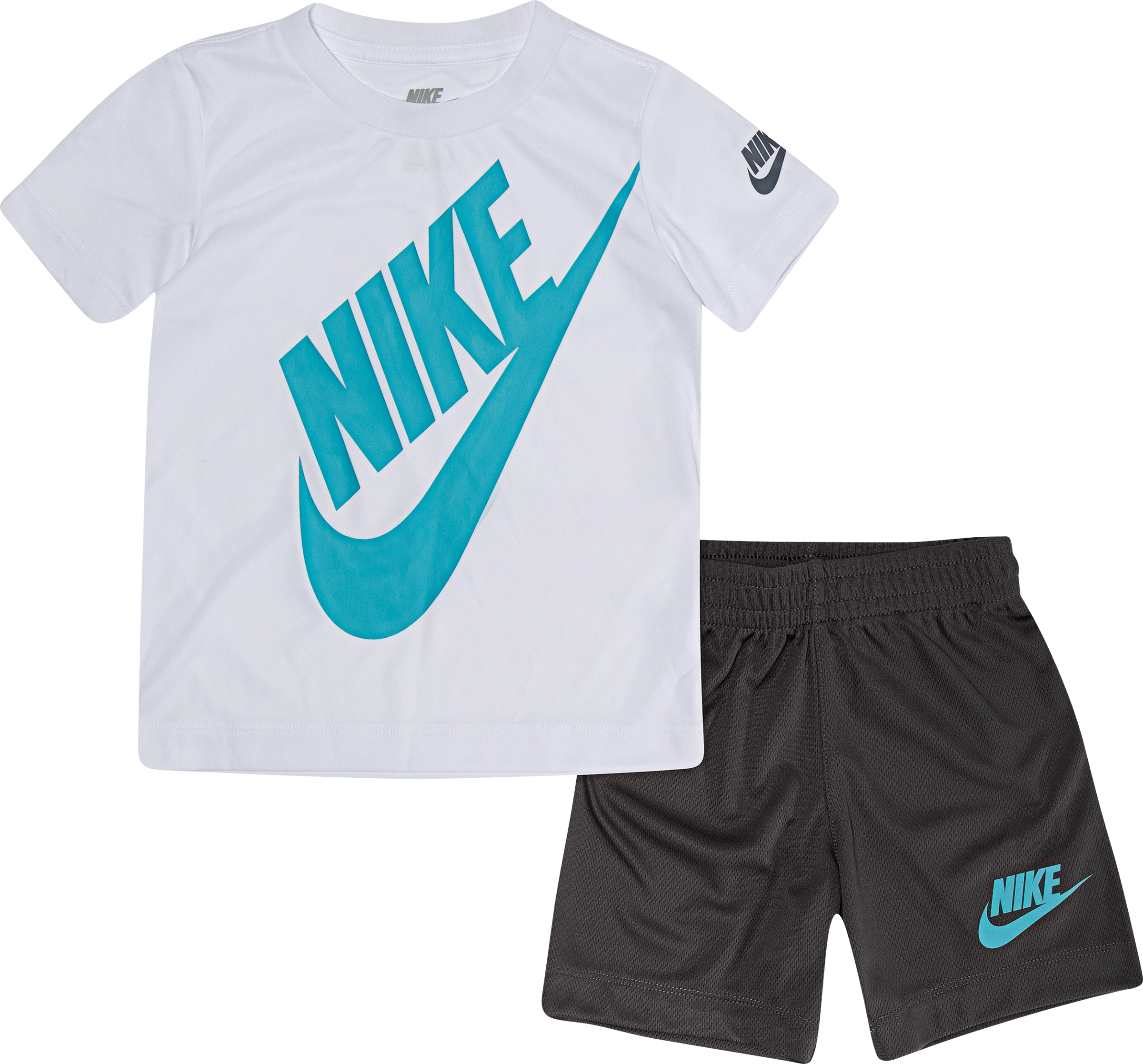 nike tshirt and shorts