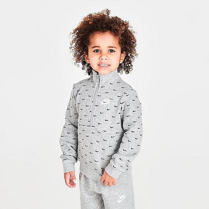 Back Left view of Boys' Toddler Nike Sportswear Swoosh Print Half-Zip Sweatshirt and Jogger Pants in Carbon Heather/Black Click to zoom