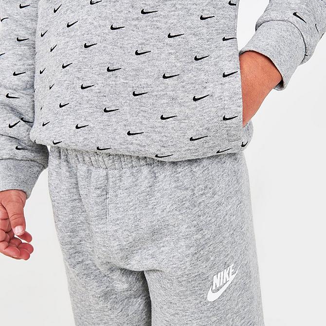 On Model 6 view of Boys' Toddler Nike Sportswear Swoosh Print Half-Zip Sweatshirt and Jogger Pants in Carbon Heather/Black Click to zoom