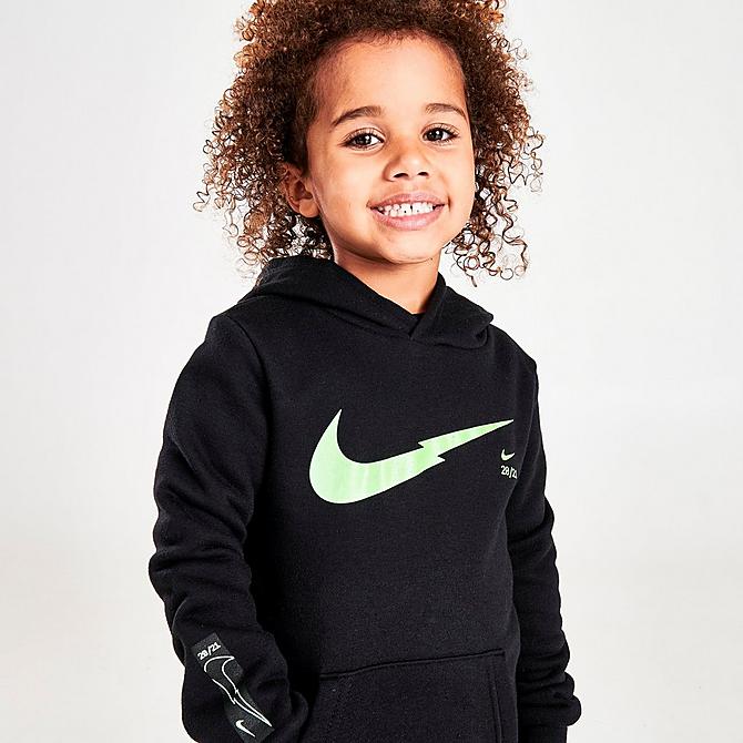 On Model 5 view of Boys' Toddler Nike ZigZag Fleece Hoodie and Cargo Pants Set in Black/Lime Ice Click to zoom