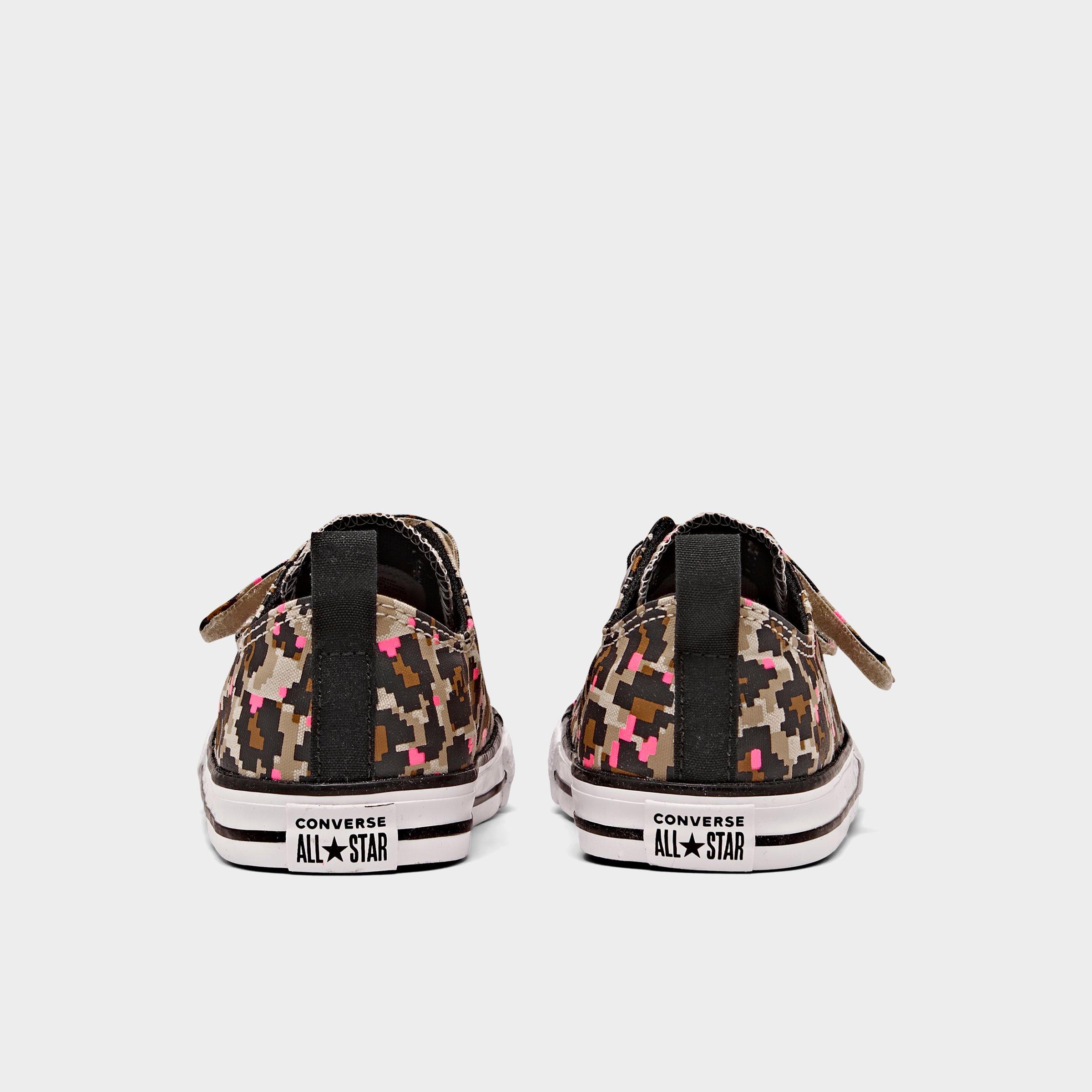 converse shoes leopard