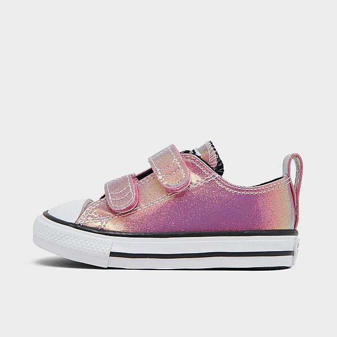 Right view of Girls' Toddler Converse Iridescent Glitter Chuck Taylor 2V Hook-and-Loop Casual Shoes in Magic Flamingo/Gold/Black Click to zoom
