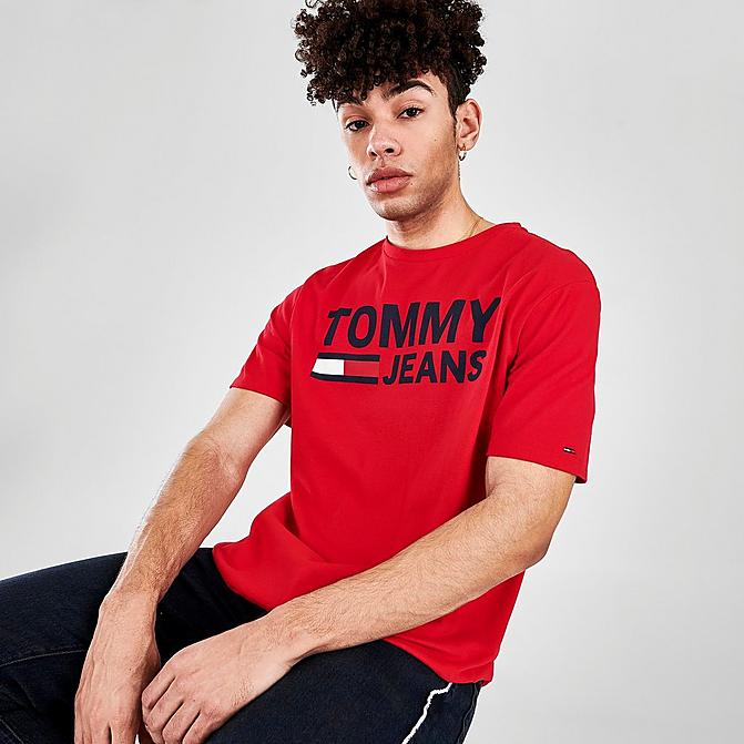 Front view of Men's Tommy Jeans Lockup T-Shirt in Apple Red Click to zoom