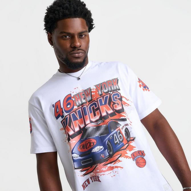 [angle] view of Men's Mitchell & Ness New York Knicks NBA Speedway Graphic T-Shirt in White Click to zoom
