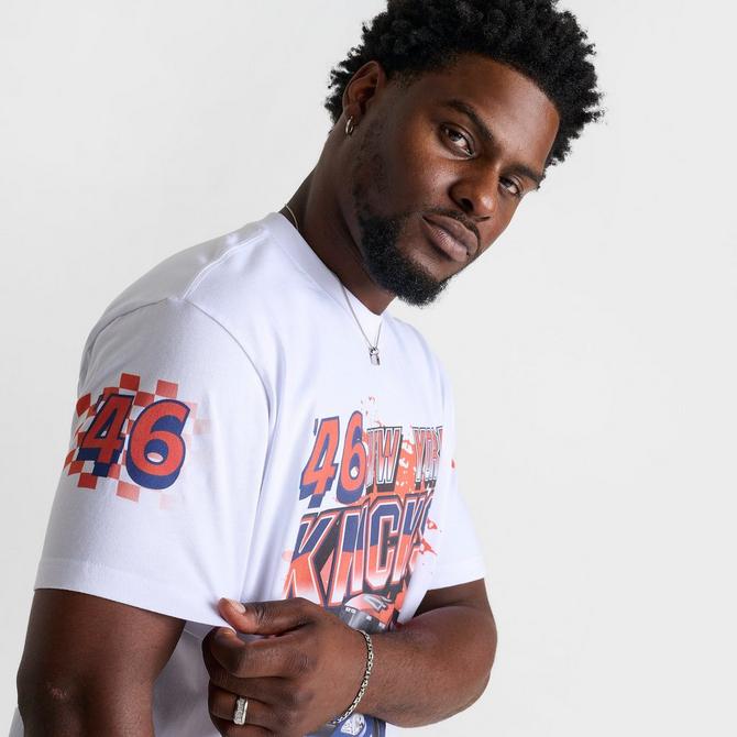 [angle] view of Men's Mitchell & Ness New York Knicks NBA Speedway Graphic T-Shirt in White Click to zoom