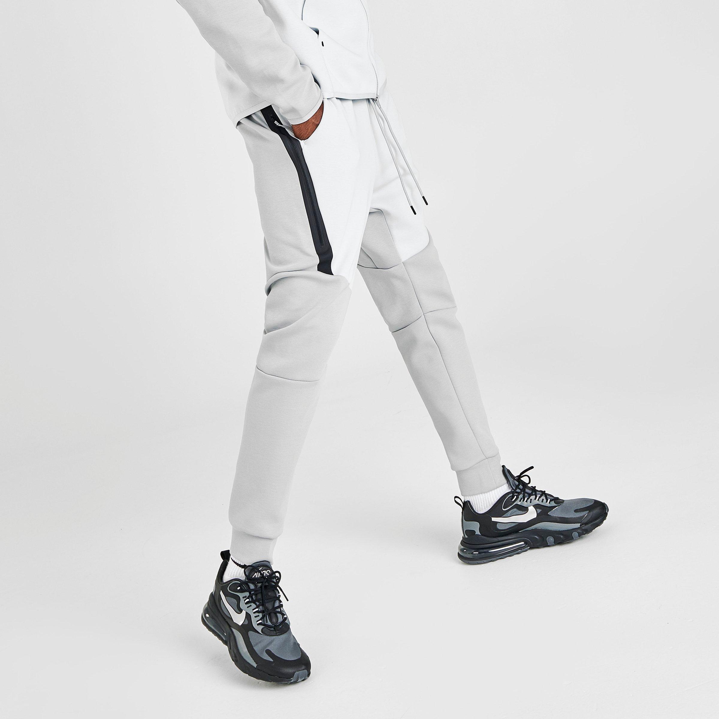 nike tech fleece joggers