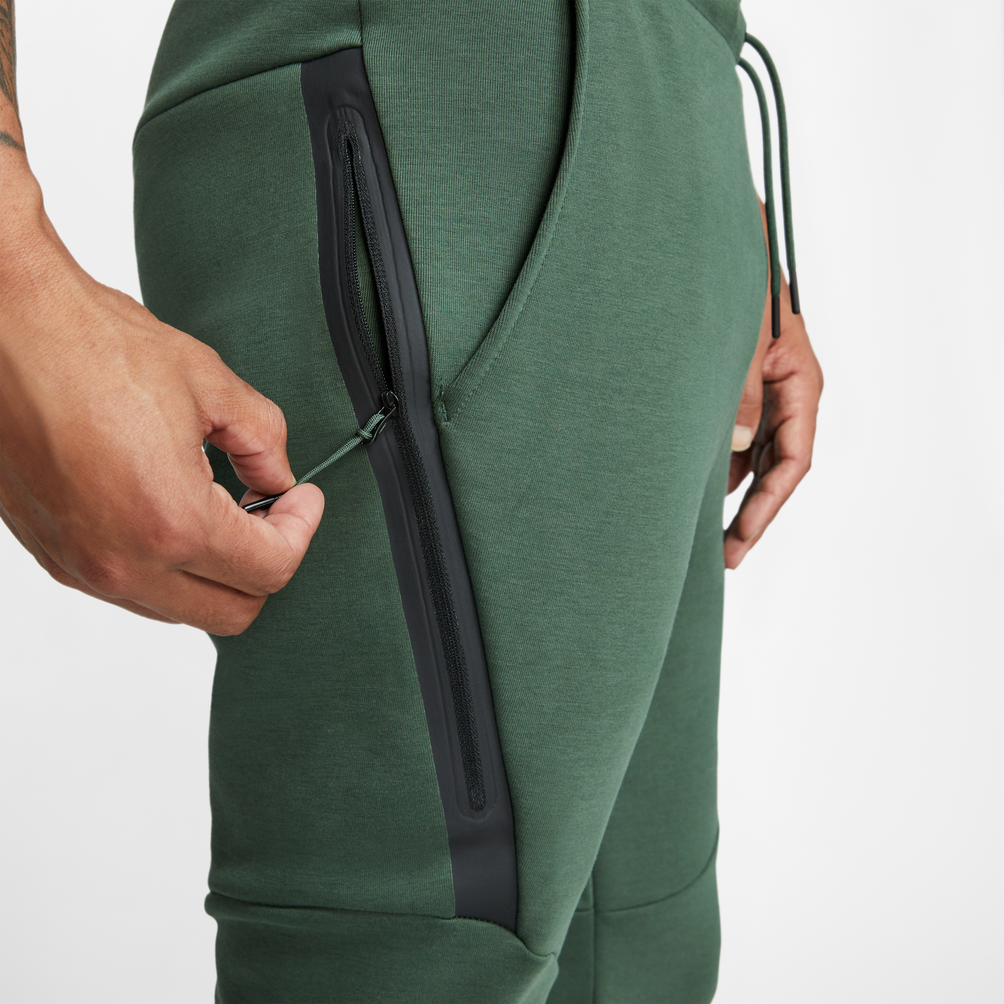 nike tech fleece pants with zipper