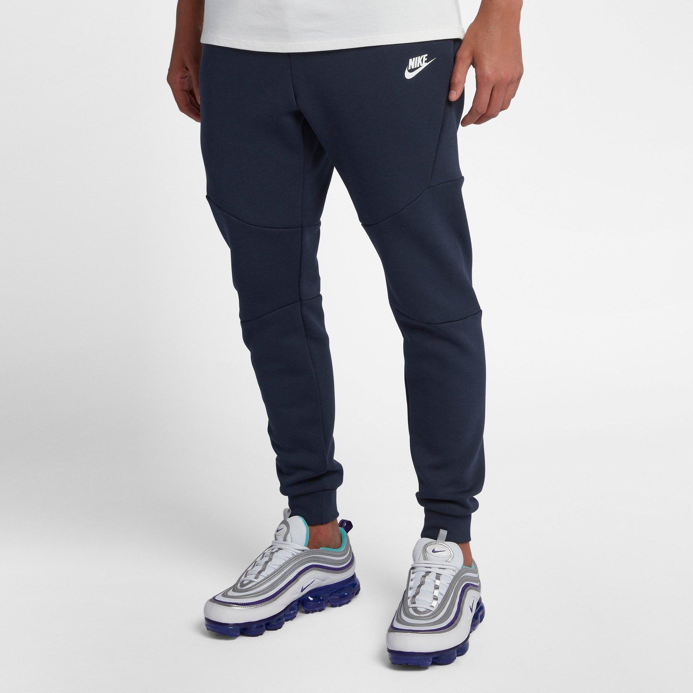 nike tech fleece finish line