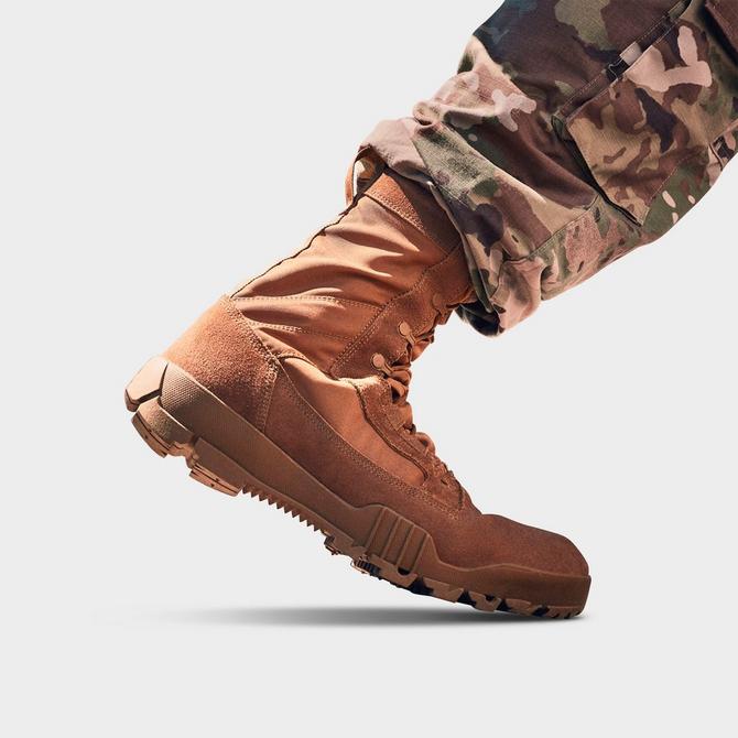 wenkbrauw na school klap Men's Nike SFB Jungle Leather Tactical Boots| Finish Line