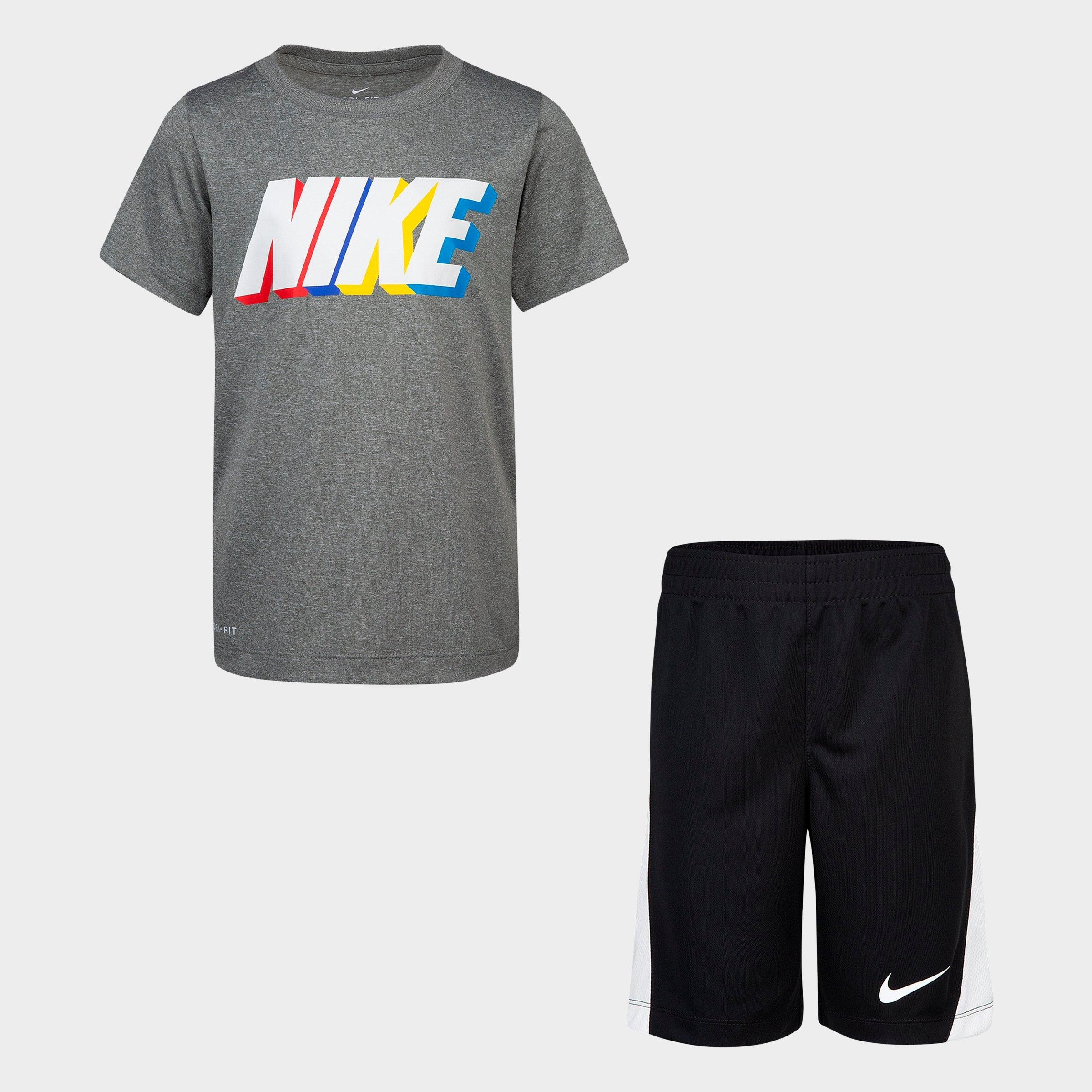 nike block logo t shirt