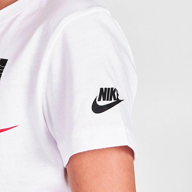 On Model 6 view of Boys' Little Kids' Nike Read Box Fill T-Shirt in White/Black/Red Click to zoom