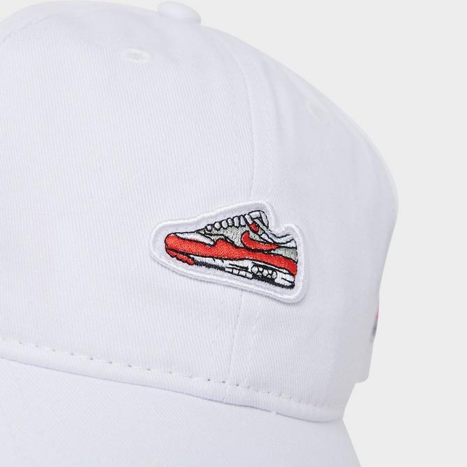 Nike Club Unstructured Futura Wash Strapback Hat